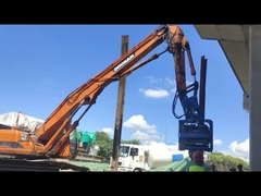 Pali infissa idraulica con pinza laterale