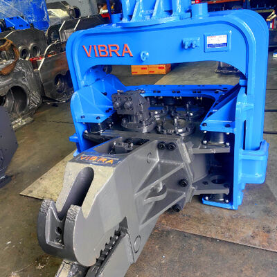 Maximum 1500kN Force Pile Driver on Integrated Four-Wheel Electric Chassis